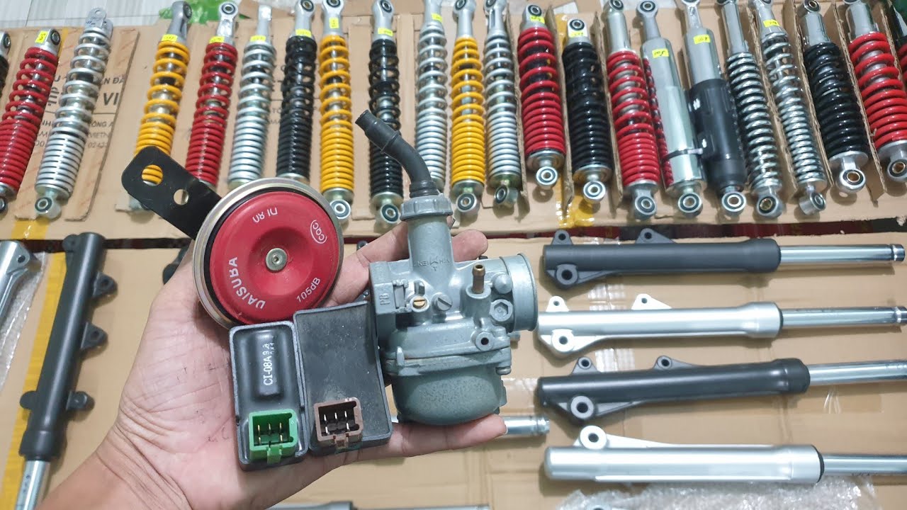 7/3 về đủ loại phụ tùng xe máy//bình xăng con zin rã xe nhật//phuộc nhún trước sau//sên nhông dĩa