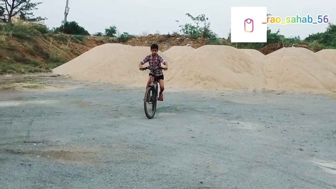 Wheelie 😱😱 on MTB#shorts#bicycle stunter#mtbrider#stunts#fatbikerprince#shorts