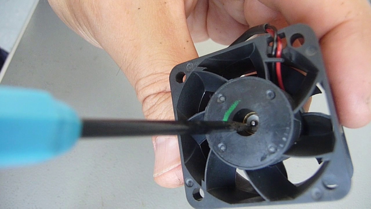 Computer fan repair (PWJ68)