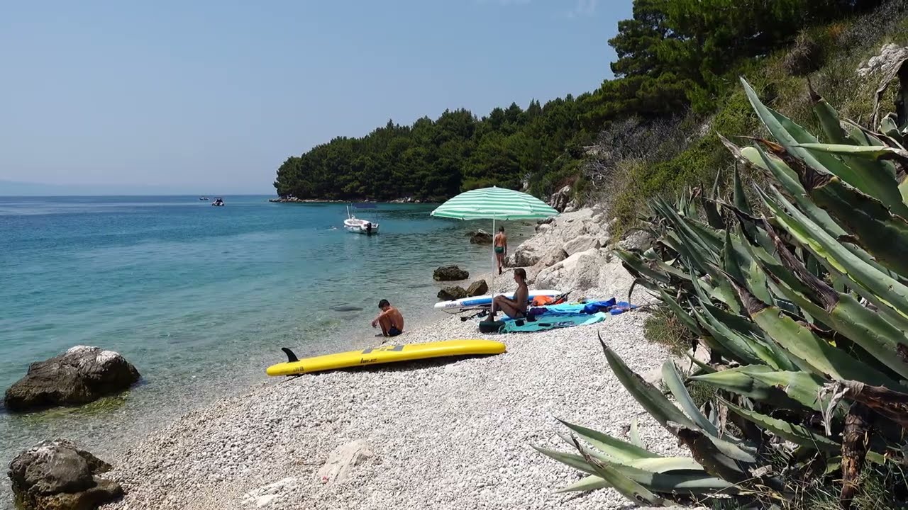 CROATIA - Beautiful coast between DRA&Scaron;NICE and ČAKLJE (PODGORA)      4K