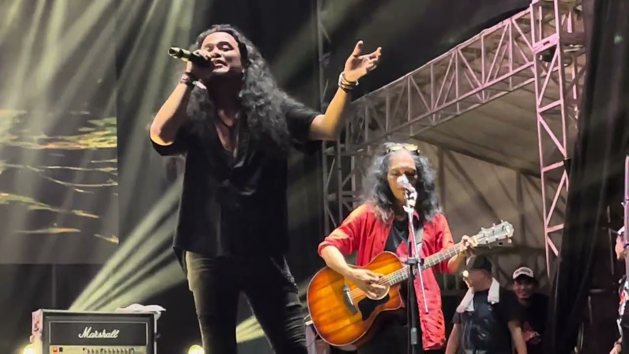 BILA ENGKAU IJINKAN ; GADIS KECIL — WHIZZKID feat READY Live at ROCK LEGENDS TMII 2024