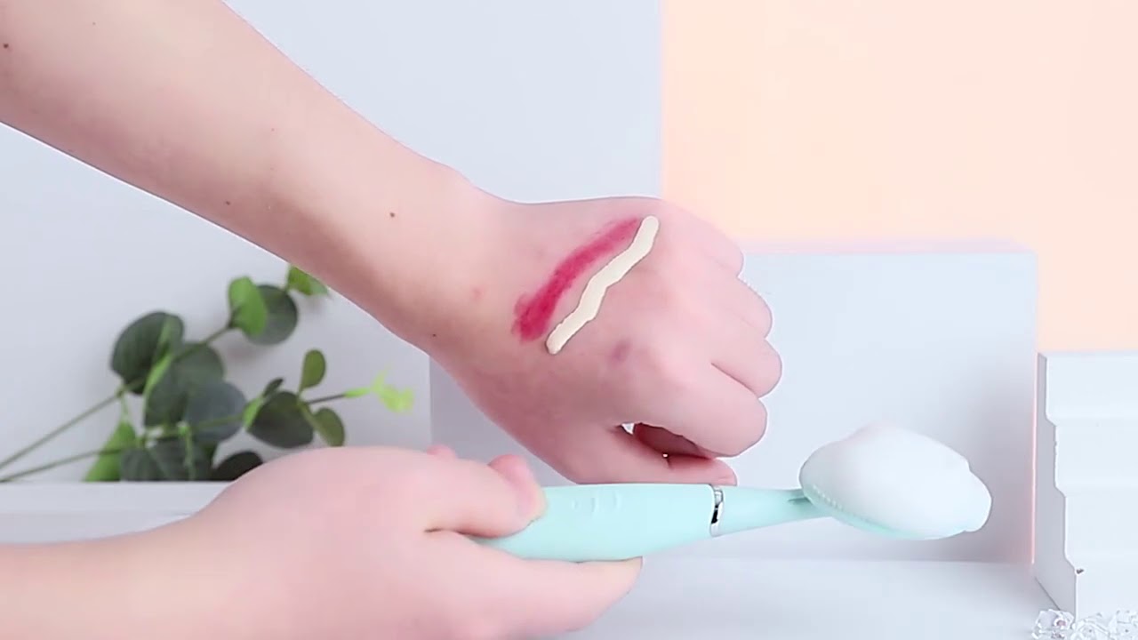 Kinbeauty&trade; - Facial Cleansing Brush & Refillable