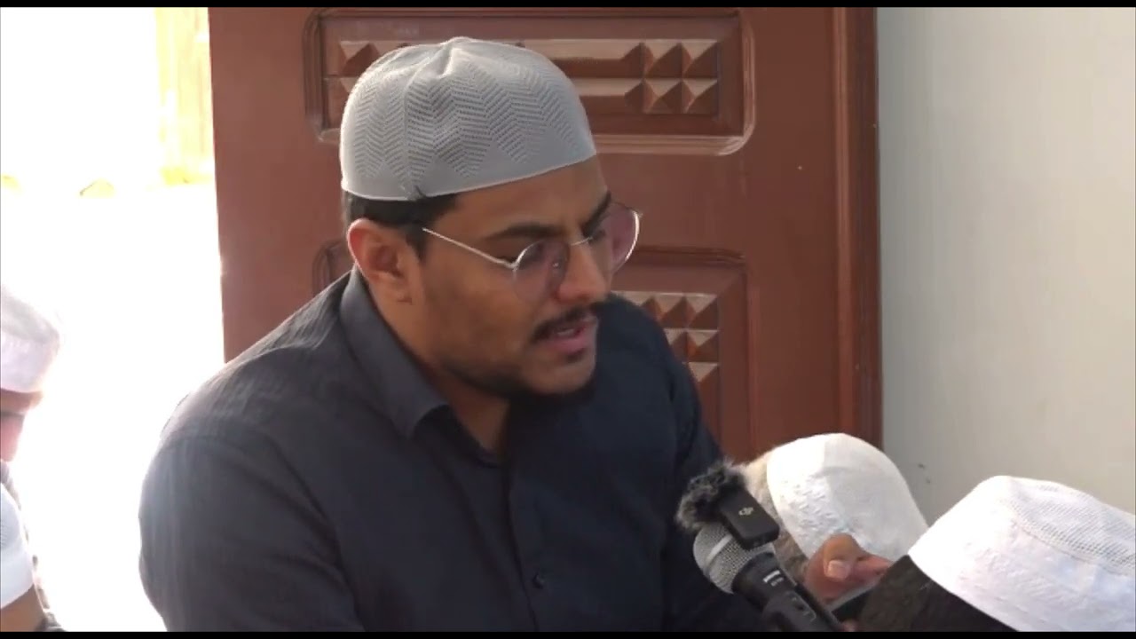 قصيدة  ( ياشجاع الدين)  أنشدت في خاتمة درس الحبيب عمر مع أرباب الخدمة بدار المصطفى كلمات الحبيب محمد