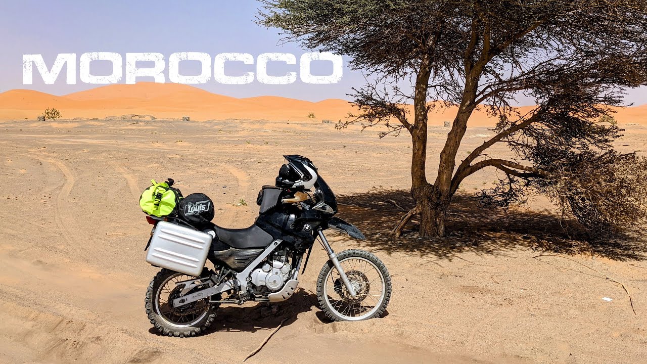 Motorcycle adventure offroad through the desert - Morocco 2022