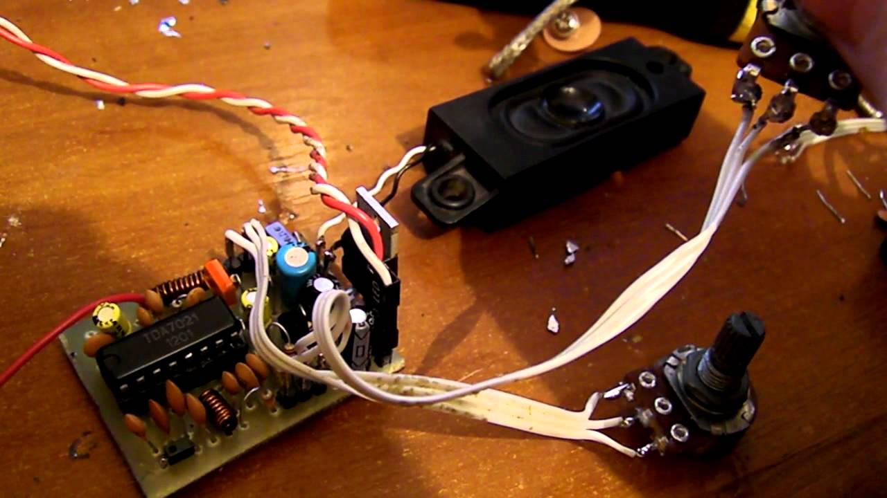 TDA7021 FM Radio vs TDA2003 AMP