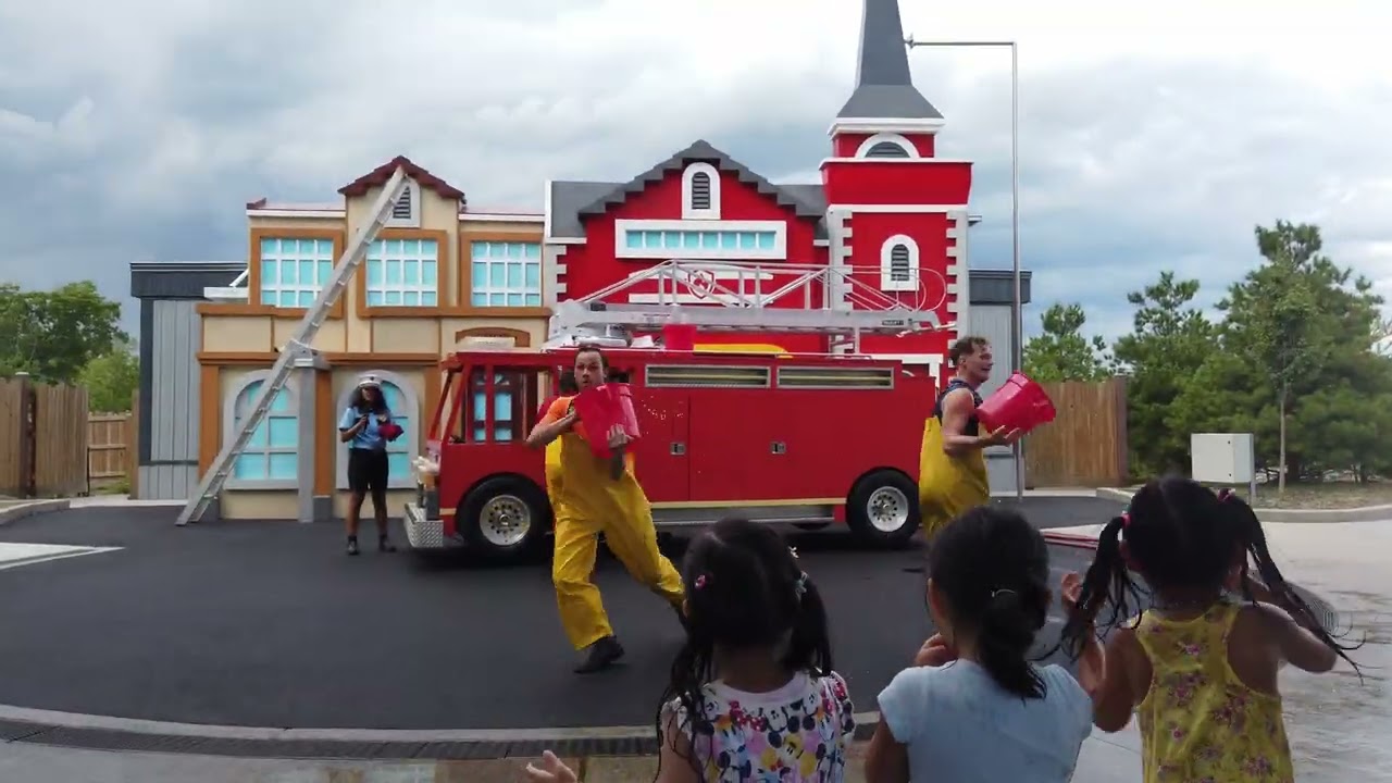 Legoland Goshen NY firefighter show, gets very wet in the front two rows