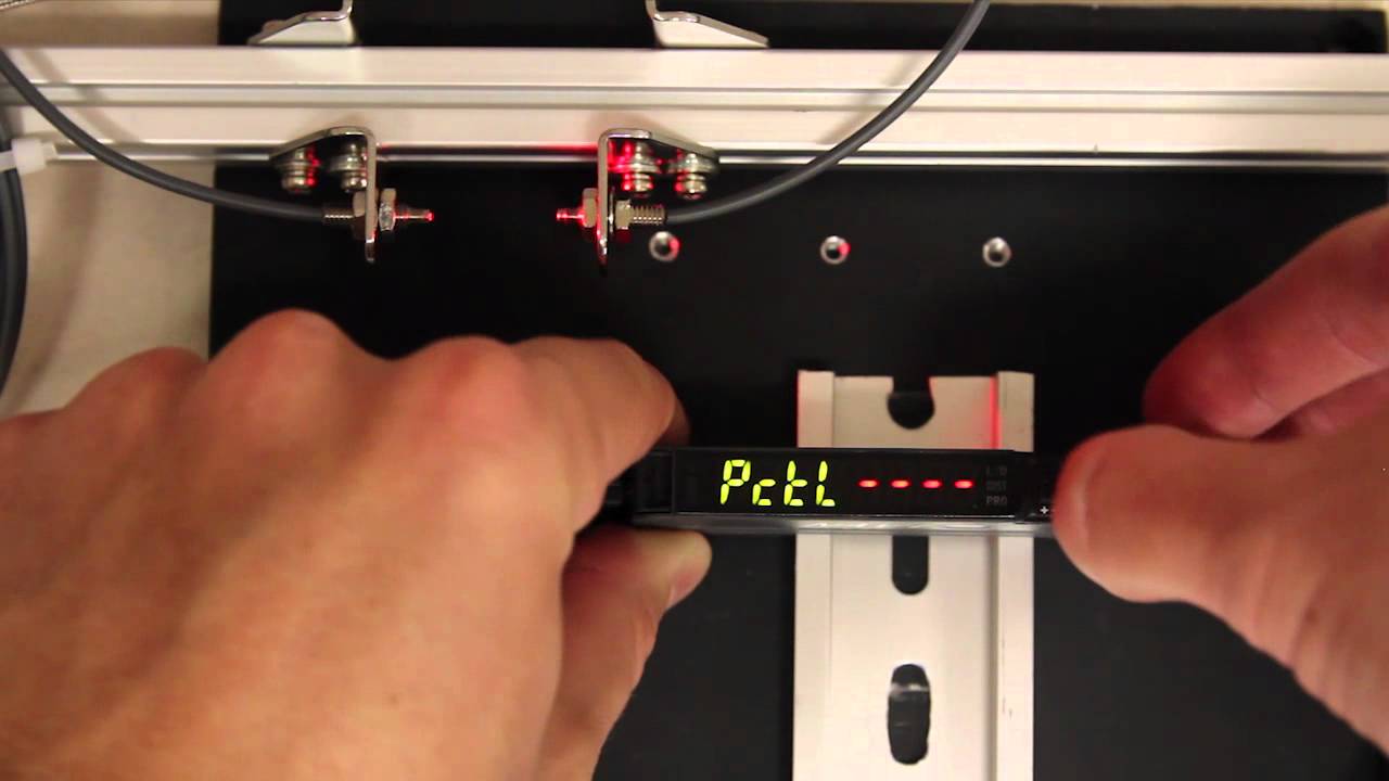 Panasonic Quick Clips: FX-500 Automatic Attenuation Function