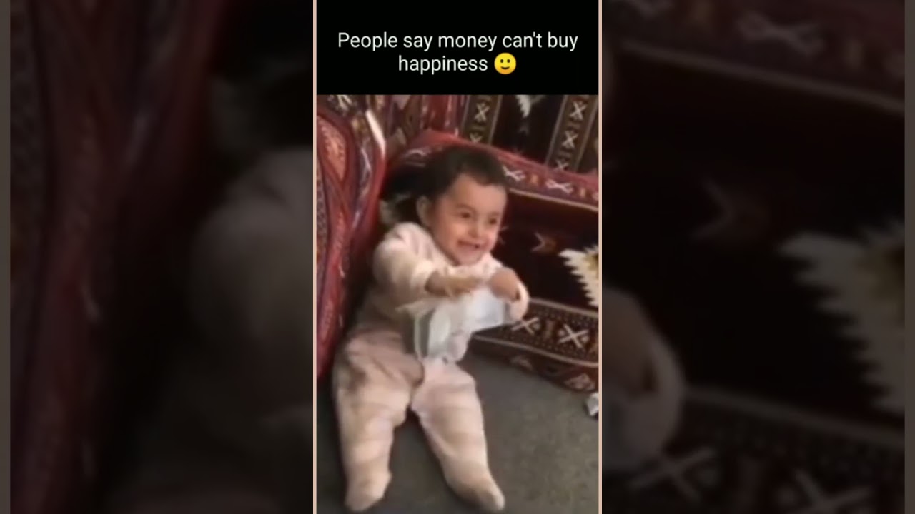 Funny baby 😅🤣😂