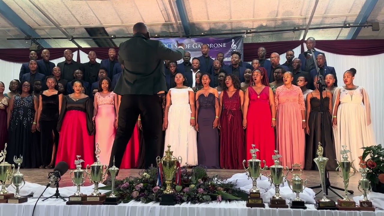 Corpus Christ Catholic Church Choir performing  a Western piece -  'Quoniam tu solus sanctus.'