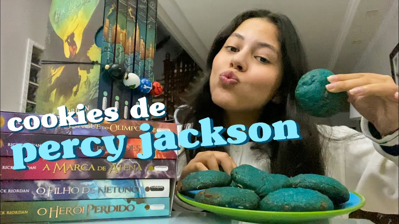 tentei fazer os COOKIES AZUIS de PERCY JACKSON!