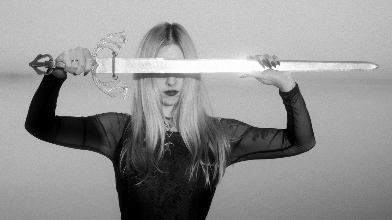 Denuit - Faceless (Official Video)