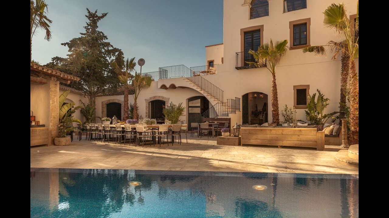 VILLA VICTORIA SITGES: Luxury Villas for rental in Barcelona