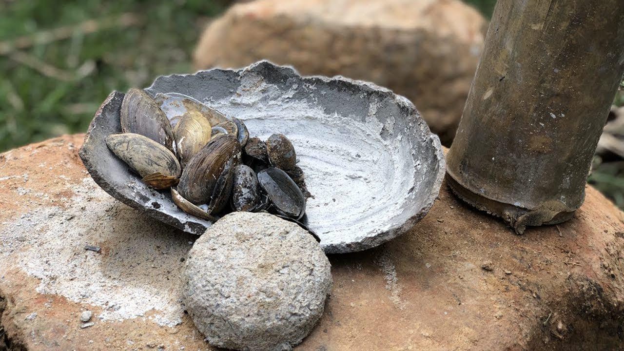 Primitive Technology: How to Burn Oyster Shells Into Lime