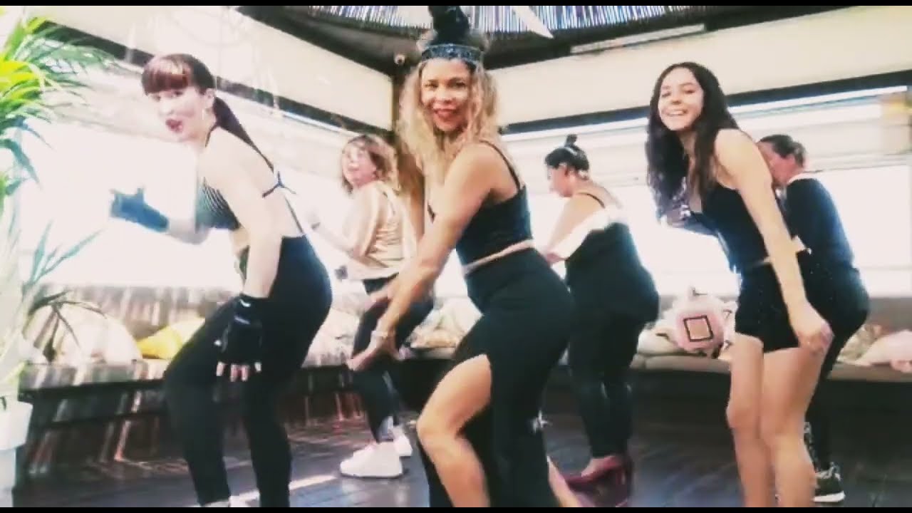 #fama #baile #fame#dance #carolinaalvarezfitness #dancelovers #dancefitness #musical #fitgirl #coreo