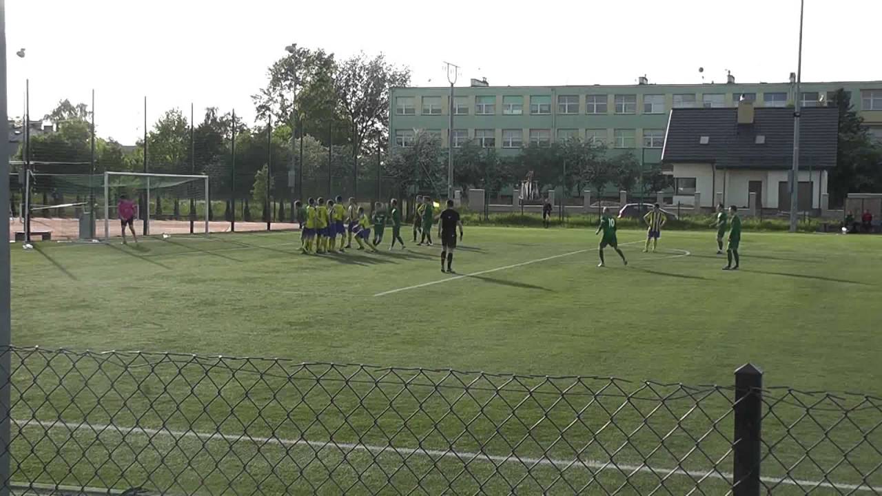 Świt II Nowy Dwór Mazowiecki 3-0 Bór Regut (Wierzbicki) 15.05.2016