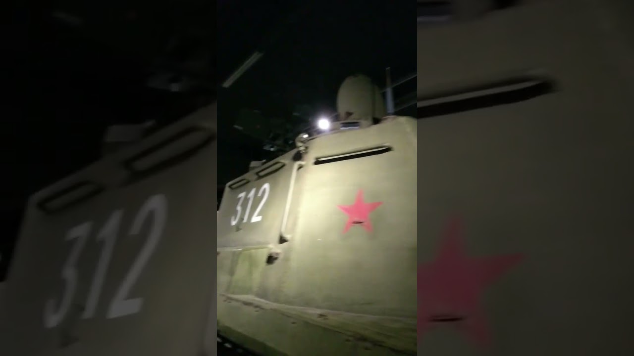 ISU-152 and Sherman Firefly(sorry for crappy video)