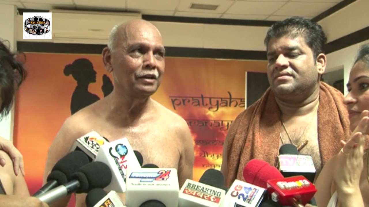 Rakhi Sawant Celebrating World Yoga Interational Day 2 1