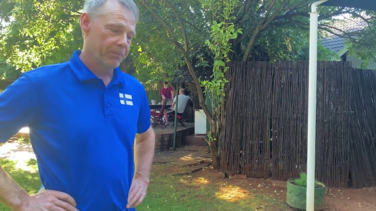 How to mobilate javelin throwers arm by finnish massager legend  Pentti ”magic finger” Niemi // Demo