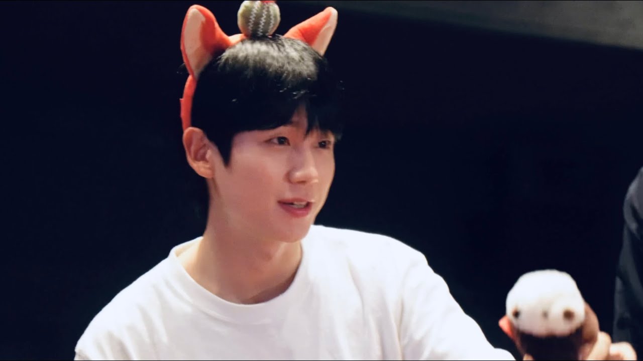 241012 베테랑2 무대인사 팬서비스 출퇴근길 정해인 윤시후 신승환