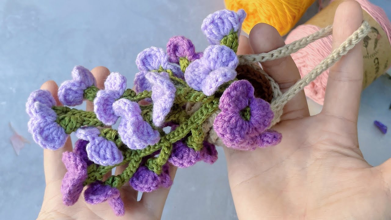 How to make an eye-catching crochet home ornament | 💞  cute mini crochet #crochetanywhere