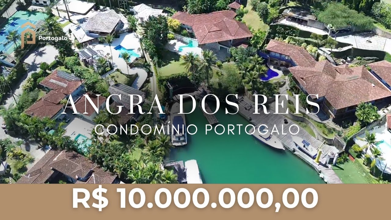 Maravilhosa Casa Tríplex disponível para Venda no Condomínio Portogalo - Angra dos Reis