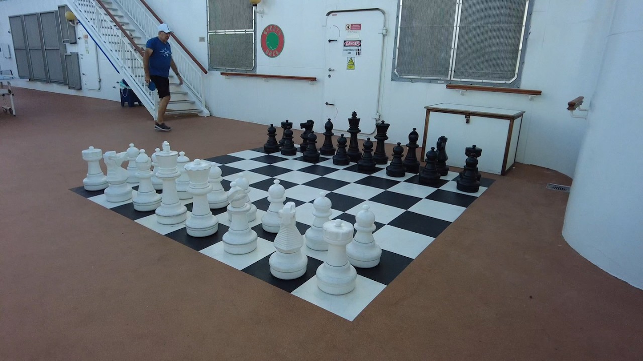 Norwegian Dawn - Outdoor Chess, Checkers, Ping Pong, Shuffleboard & Golf - Deck 13