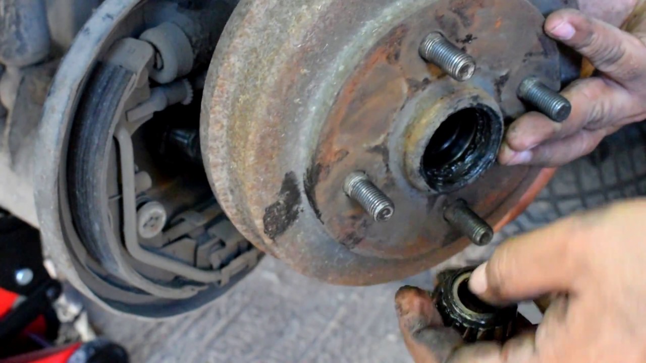 Como Cambiar o Reparar los Frenos de Tambor