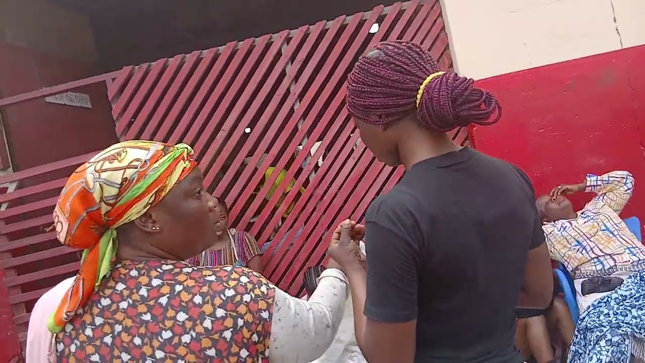 Kantamanto a rural MARKET IN ACCRA GHANA 🇬🇭 😋 
