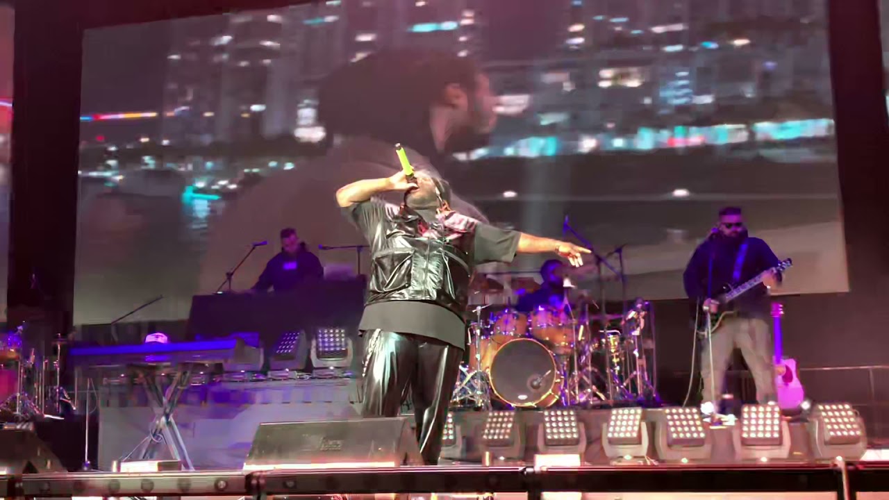 Sech - Arena Monterrey 19/11/21 Parte 2 FHD@60fps
