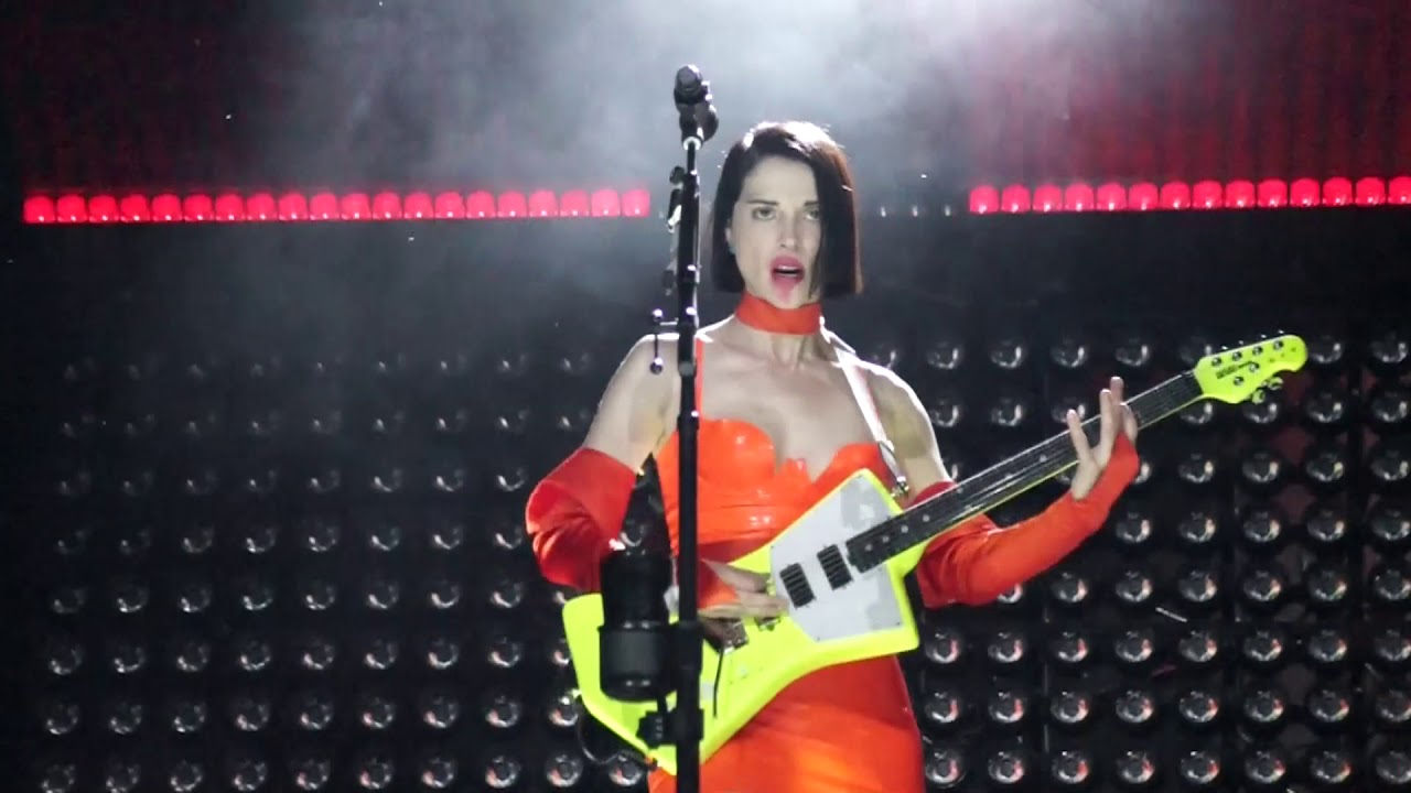 St. Vincent - Huey Newton (Milano, Magnolia, June 27th 2018)