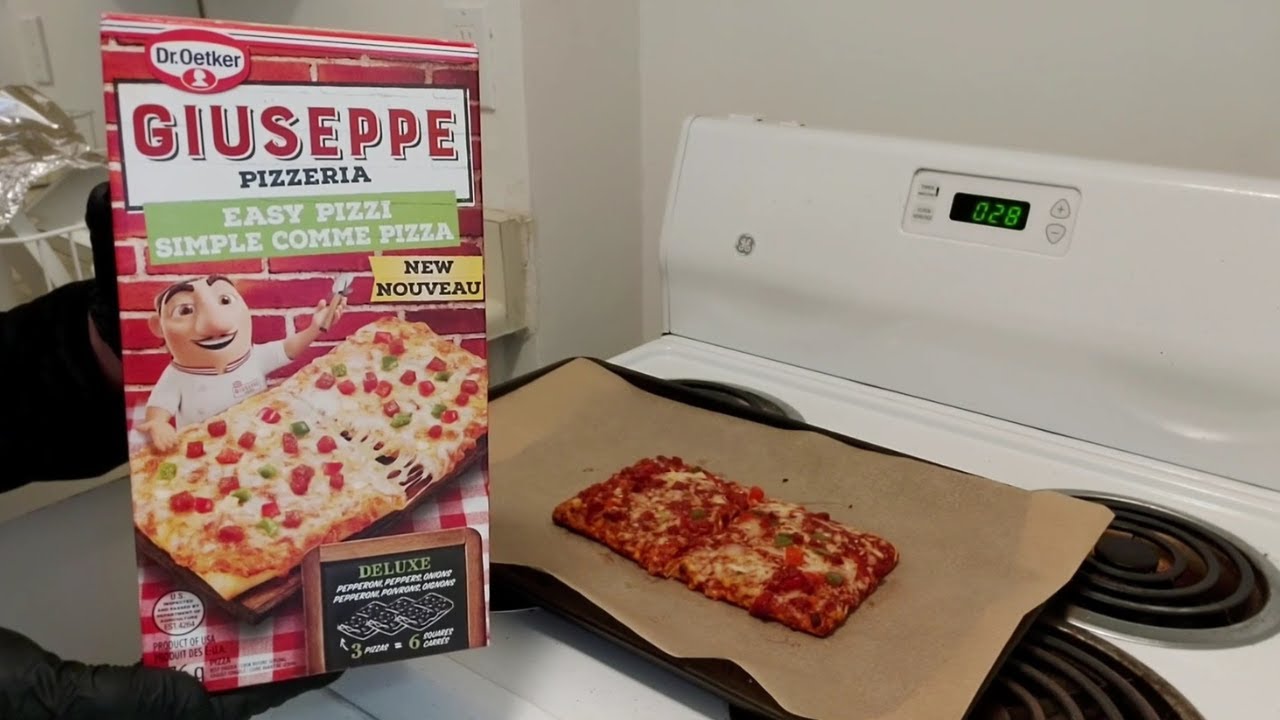 Trying FROZEN PIZZA - Dr. Oetker Giuseppe Pizzeria Easy Pizzi Deluxe