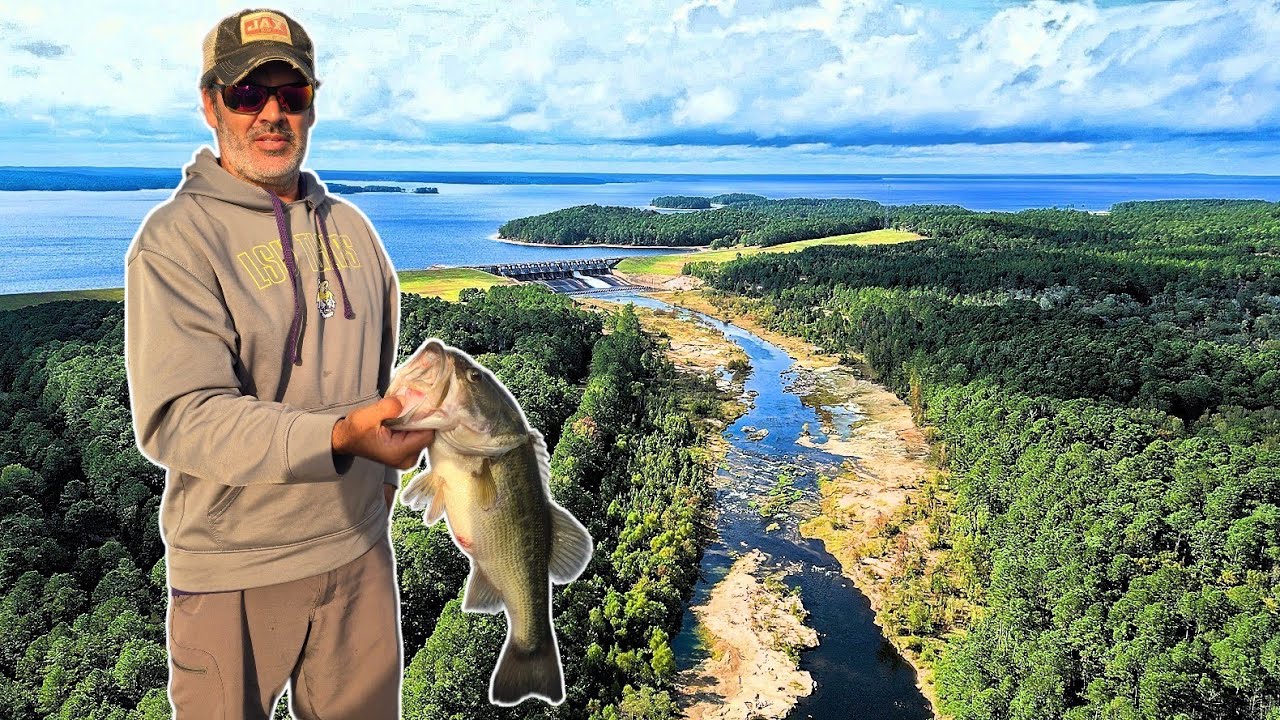Fishing for Striped Bass at Toledo Bend Reservoir - Surprise Catch!