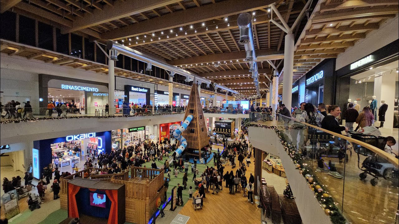 2024 01 05 ore 17 15 39 Arese (camminata al Centro Commerciale IL CENTRO)