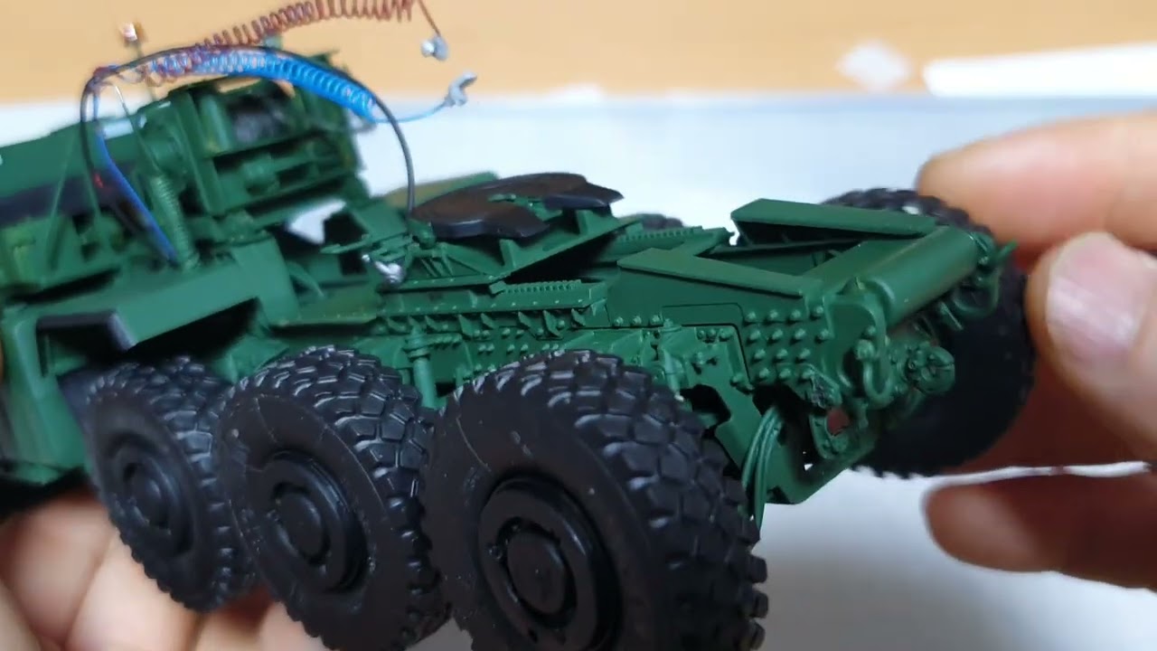 I♡KIT  1/35  LVSR MKR16 Tractor  Part4 completed 