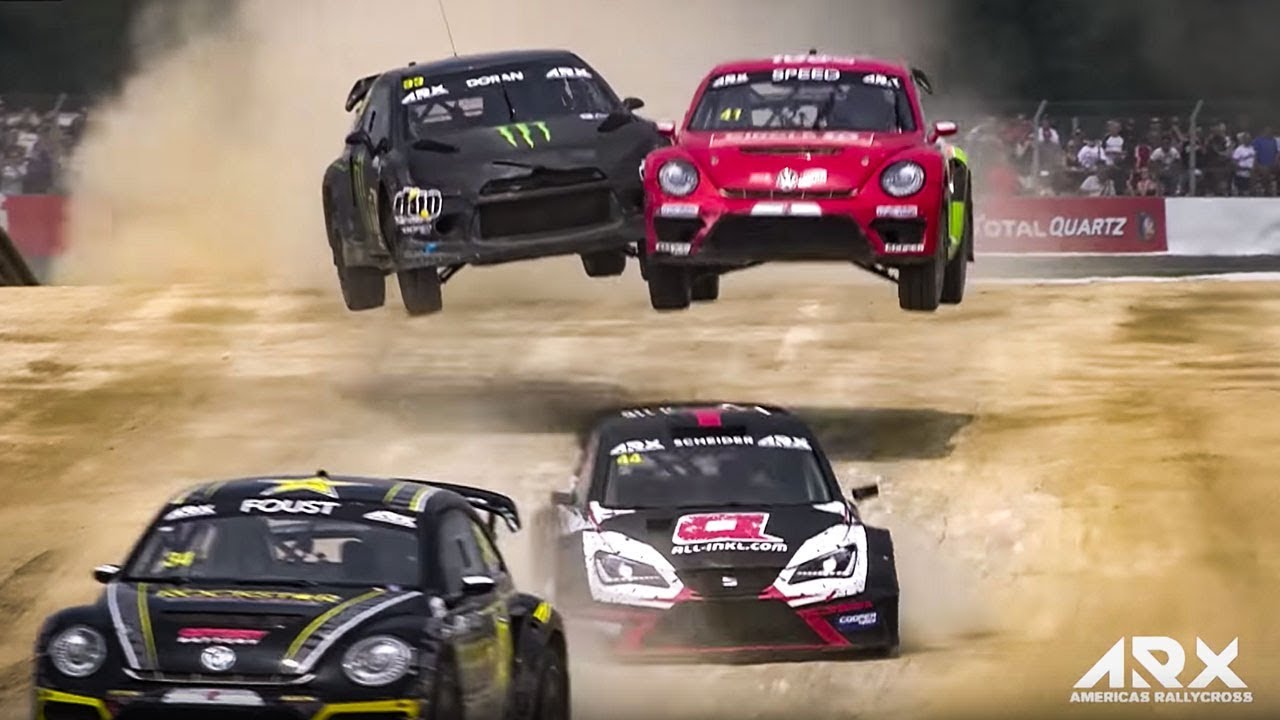 Scott Speed BATTLES Liam Doran in Silverstone