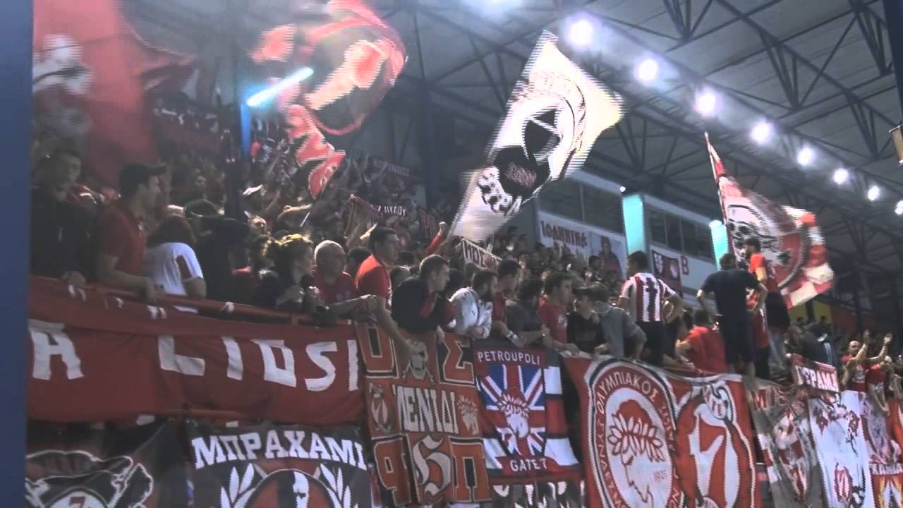 Ο ΚΟΣΜΟΣ ΤΟΥ ΟΛΥΜΠΙΑΚΟΥ ΣΤΟ ΤΕΛΙΚΟ ΤΟΥ ΠΟΛΟ ΓΥΝΑΙΚΩΝ