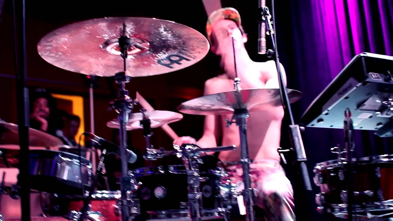 Drew and JP - Marshmallow Land - Live at the Red Room, Boston