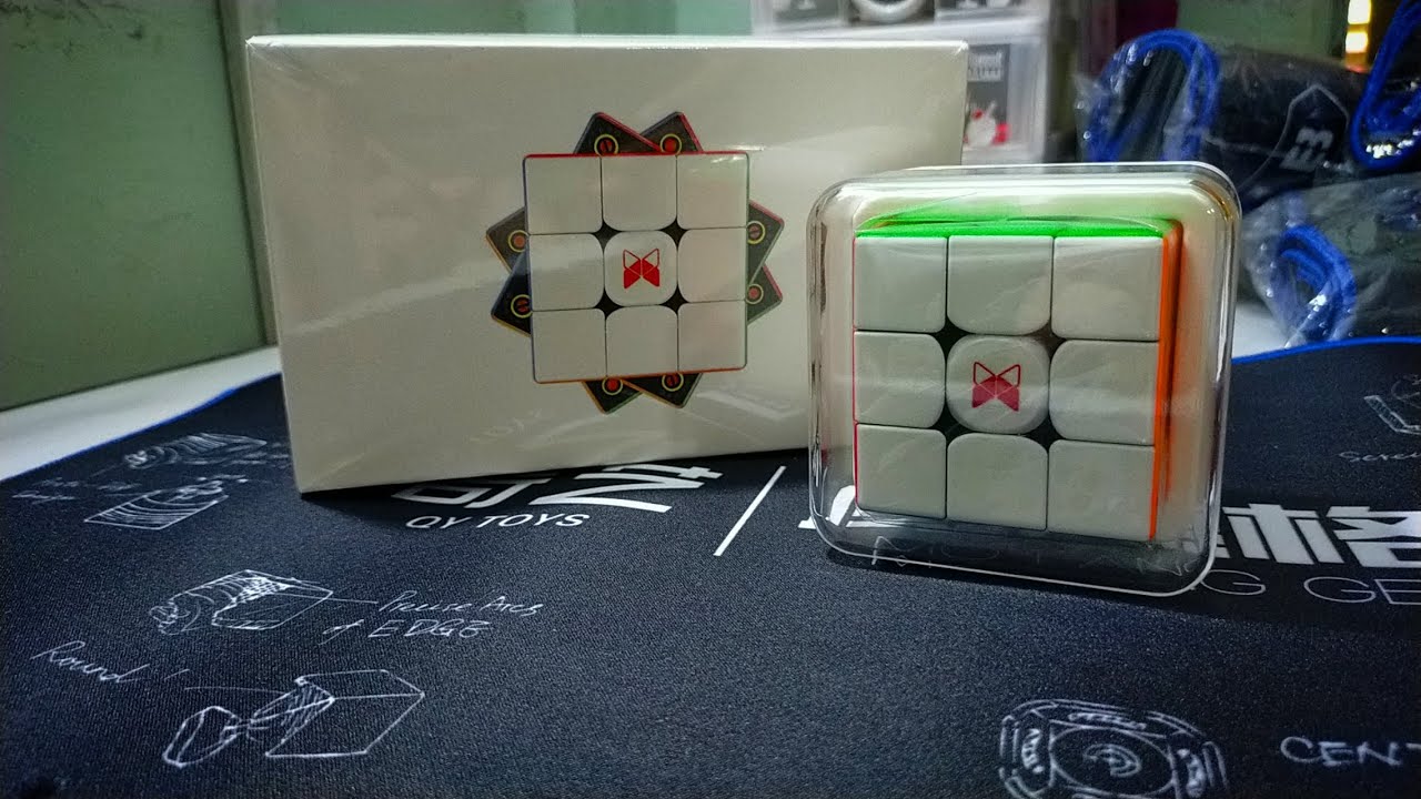 Cuber Khmer Review X-Man Tornado V2 គឺជាគូប VIP ពិសេស ហើយអាចធ្វើបានច្រើនយ៉ាង