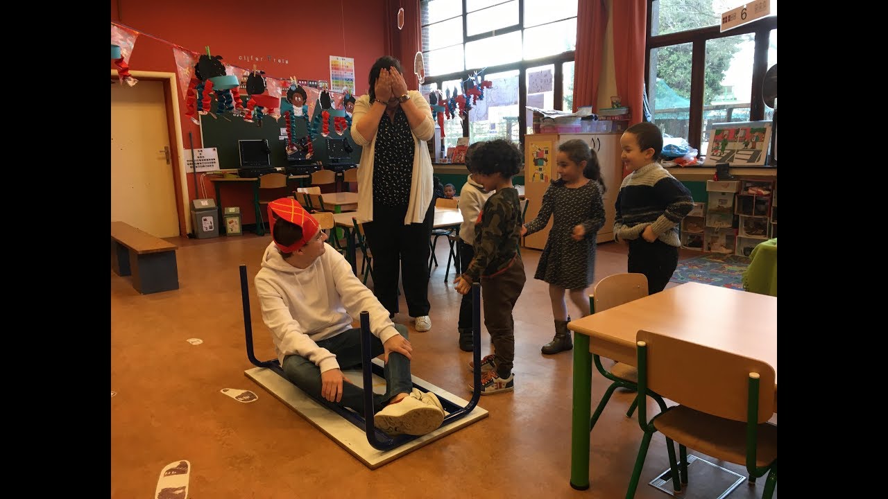 Xaco Sinterklaas zit lekker in bad