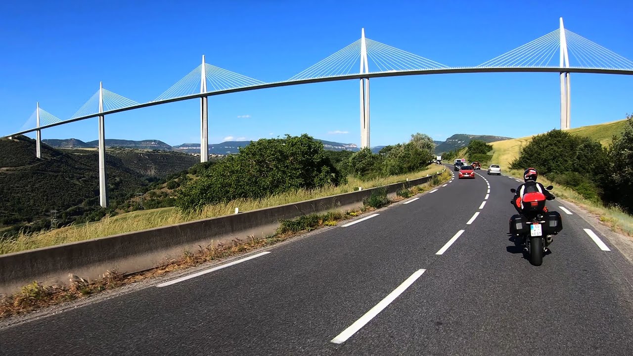 Pyrenäen-Motorradtour 2022 – Tag 05 - Vals-les-Bains (FR) bis Millau (FR)