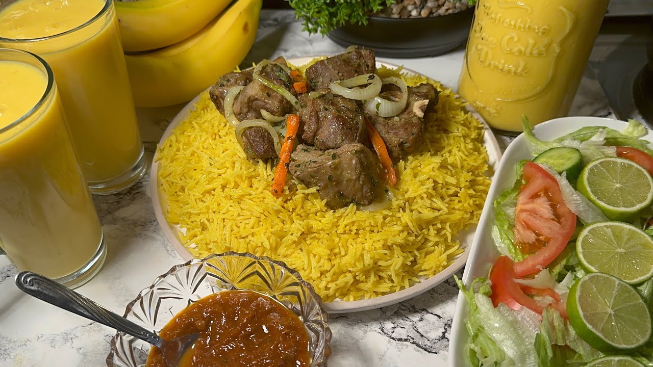 kusodhawada qado yaro fudud bariis iyo hilib👍😋💯
