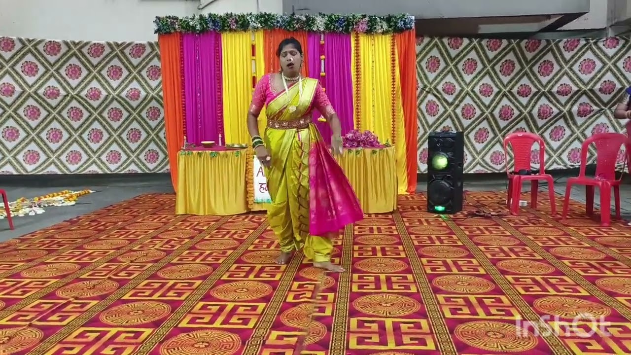 Marathi mulgi| bullet wali entry| haldikumkum|Madhuri Dixit song|dance performance|uchaki|Dadla