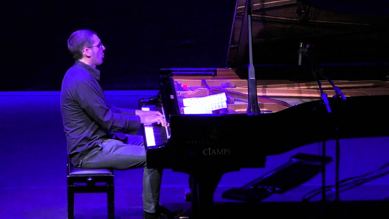 roberto tarenzi  piano solo concert