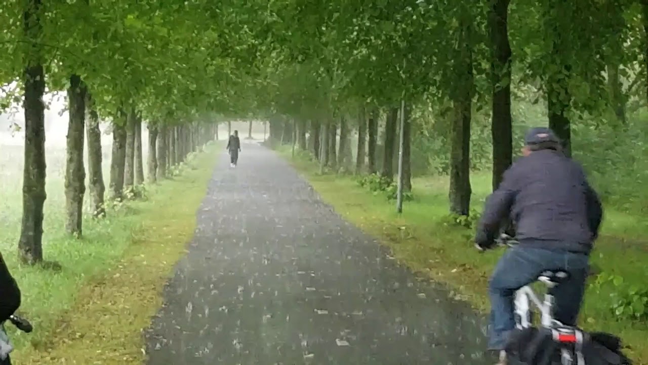 Sakina's duik en regenjas in GRONINGEN