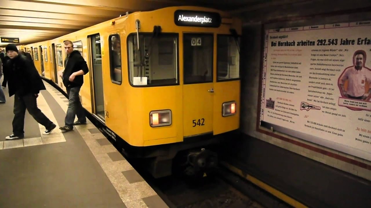 U-Bahn Berlin Bahnhof Alexanderplatz U2 [1080p]