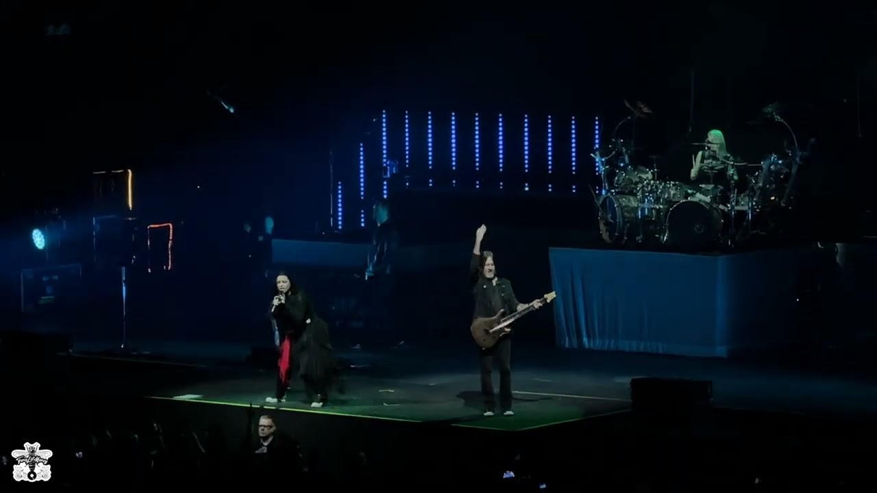Evanescence - Worlds Collide Tour (Compilation) [Live in Leipzig, Quarterback Arena, 03/12/2022]