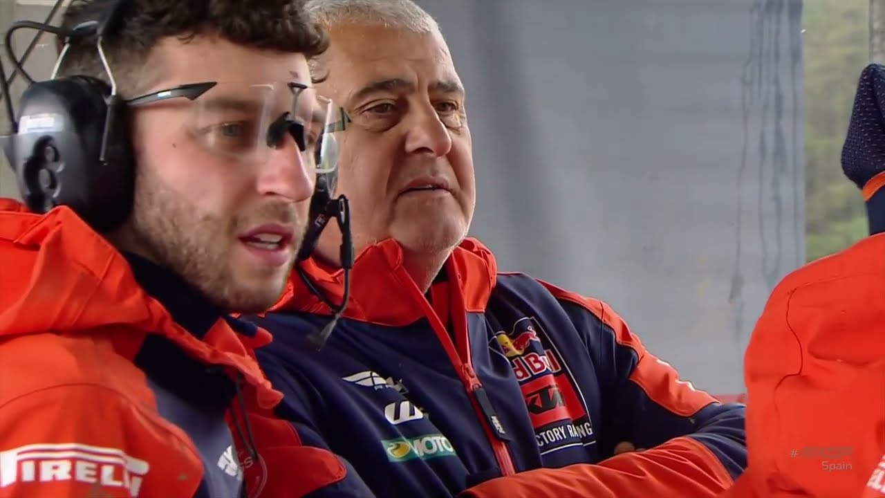 Sacha Coenen playing with the limits in MX2 Race 1 #MXGPSpain