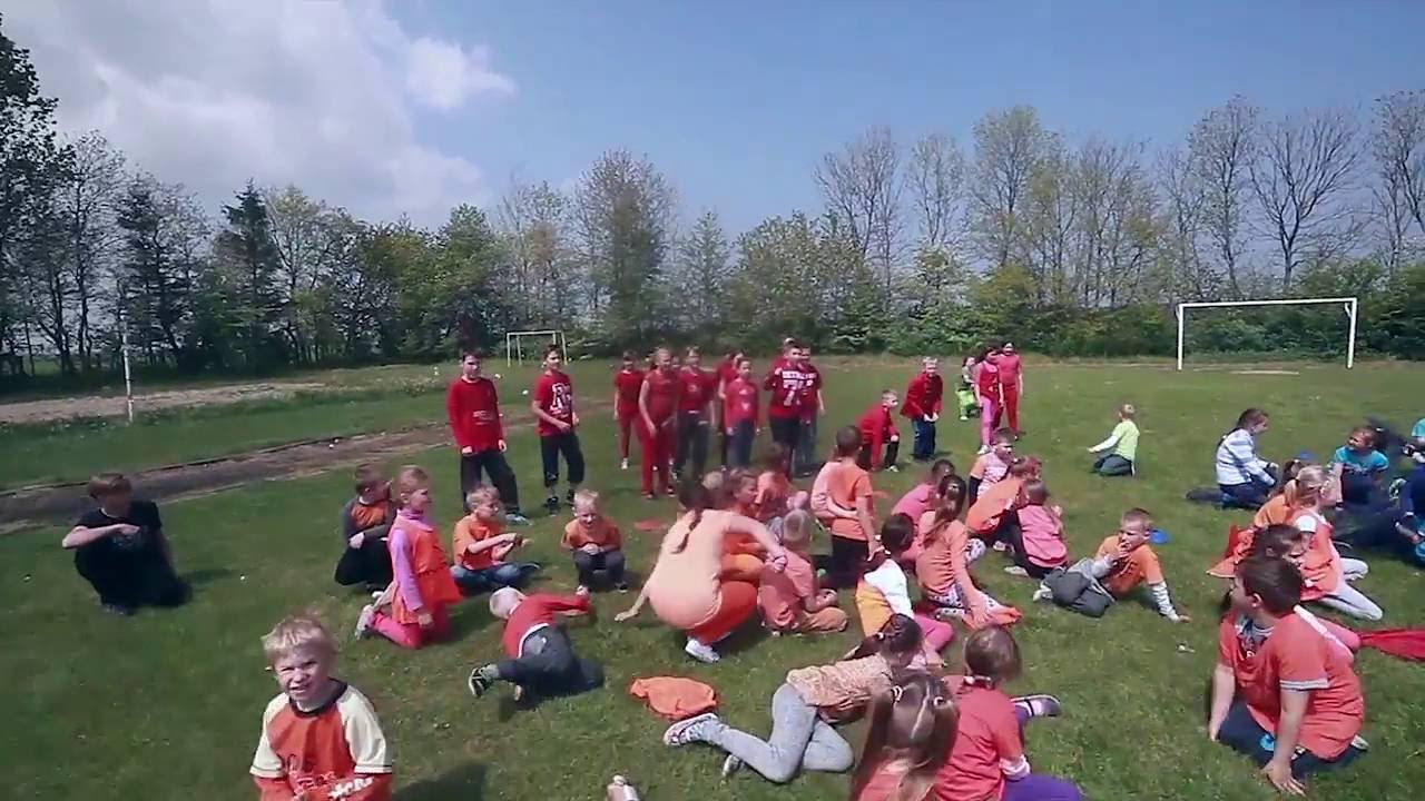 SP Mieroszyno - kolorowe boiska ........ czyli Szkolna Pierwsza Liga