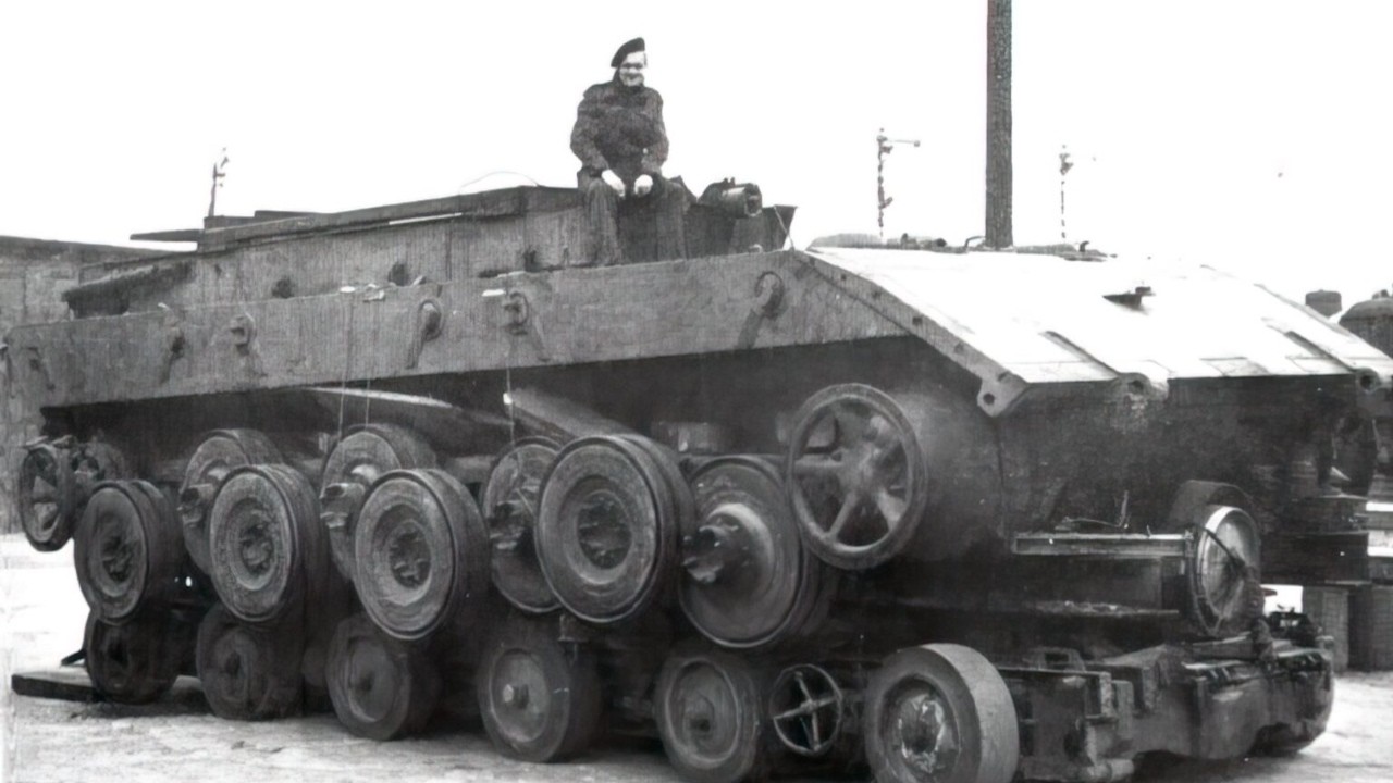 Lost to the Scrapyard, the E-100 | Cursed by Design