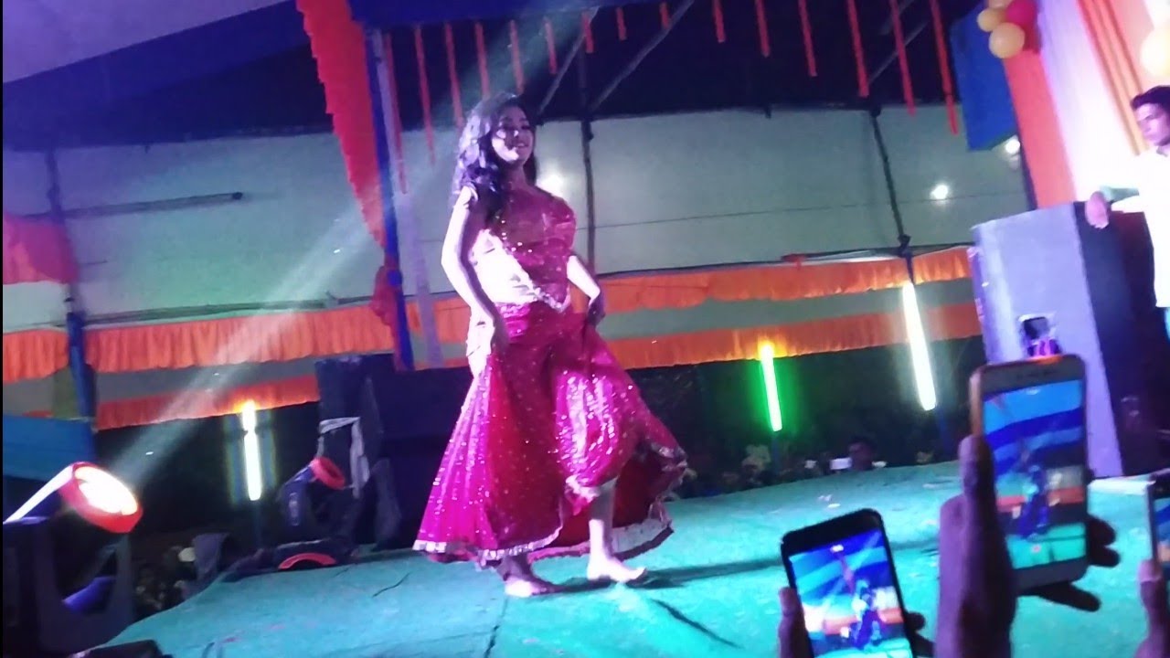New bhojpuri stage show in bhojpuri song Ratiya Kahe Kaila Mobile Piya Flight Mode Me
